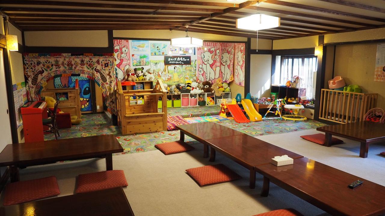 Akachan! Kids! Daikangei No Yado Yutaka Kusacu Exteriér fotografie